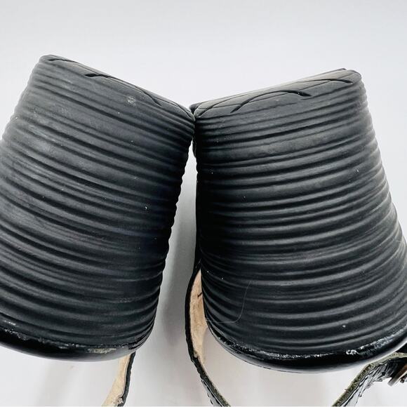 FLY London Yile Black Perforated Leather Peep Toe Platform Wedge Sandal Size 8 - Picture 10 of 14